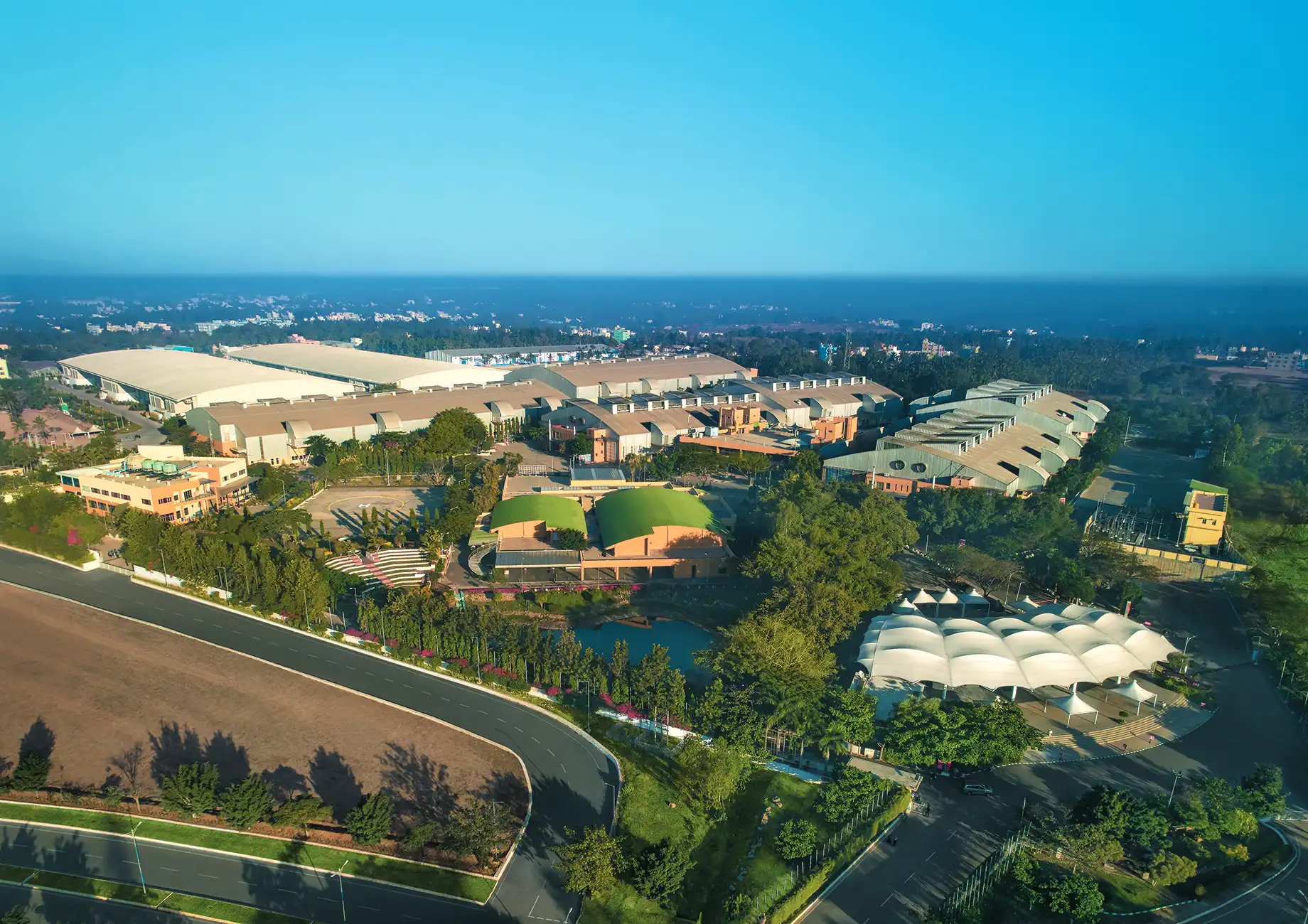 Easy Access to Bangalore Exhibition Centres: Stay Connected at Saavees Residency